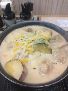 松屋でジョージア料理のシュクメルリ。ランチは絶対NG…